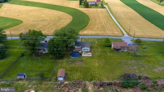763 DEAVER RD, Quarryville, PA 17566