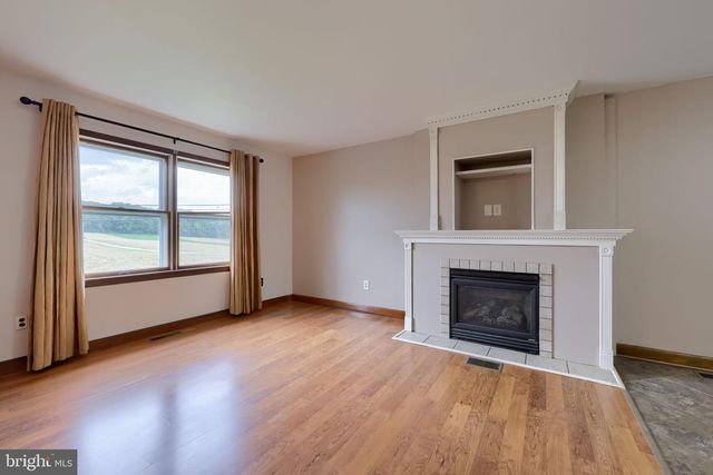 763 DEAVER RD, Quarryville, PA 17566