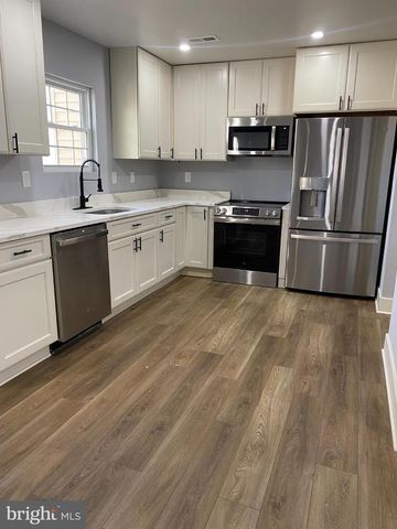 4074 BLUEBIRD DR, Waldorf, MD 20603