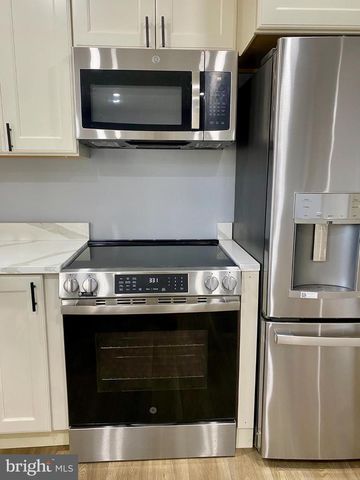 4074 BLUEBIRD DR, Waldorf, MD 20603