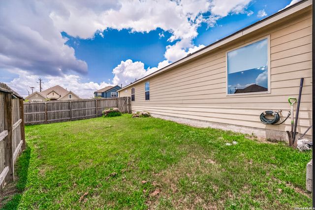13805 Chester Knoll, San Antonio, TX 78253