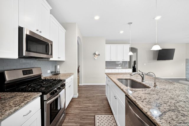 13805 Chester Knoll, San Antonio, TX 78253