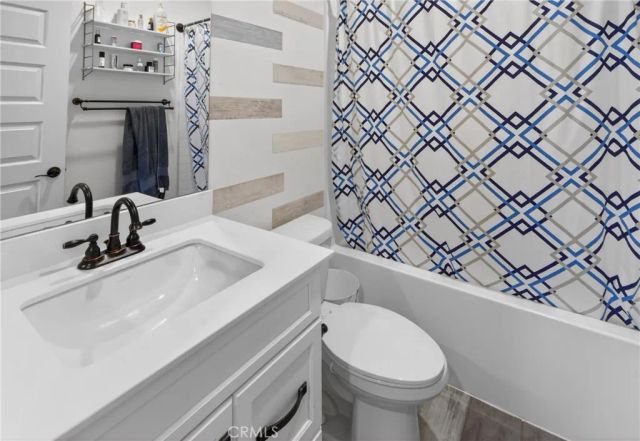 29042 Silverdale Lane, Winchester, CA 92596