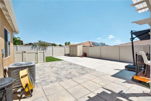 29042 Silverdale Lane, Winchester, CA 92596