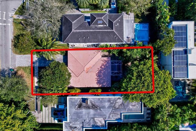 5210 SW 72nd St, Miami, FL 33155