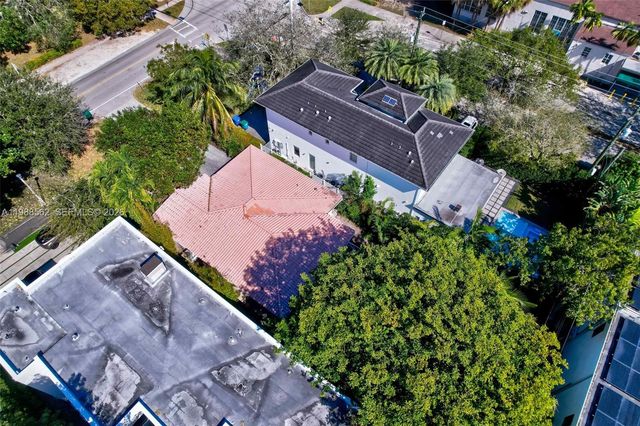 5210 SW 72nd St, Miami, FL 33155