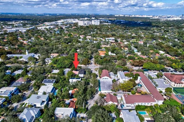 5210 SW 72nd St, Miami, FL 33155