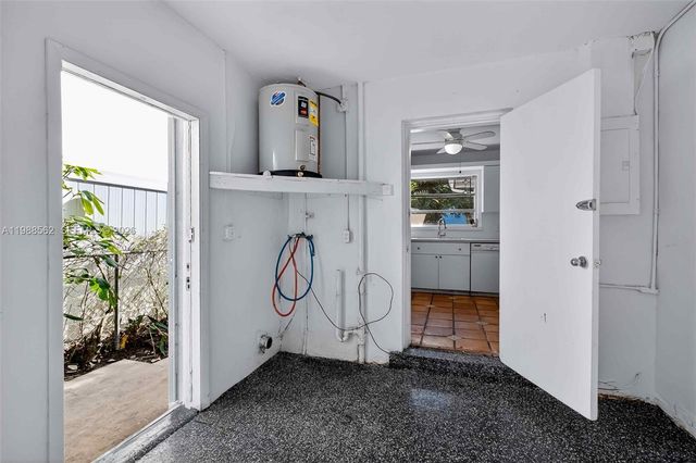 5210 SW 72nd St, Miami, FL 33155