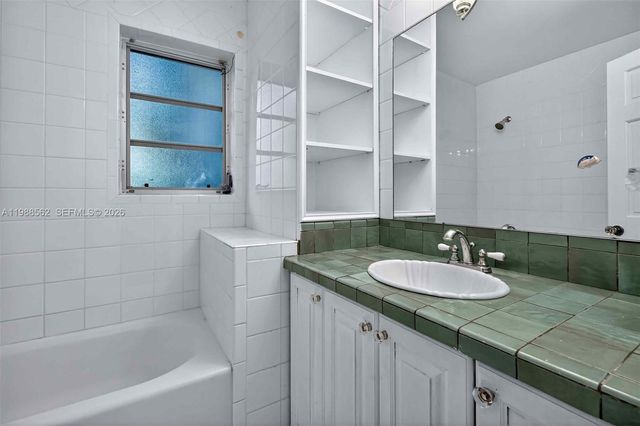 5210 SW 72nd St, Miami, FL 33155