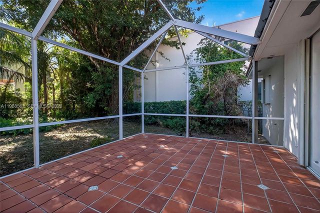 5210 SW 72nd St, Miami, FL 33155