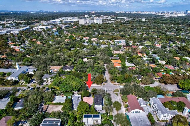 5210 SW 72nd St, Miami, FL 33155