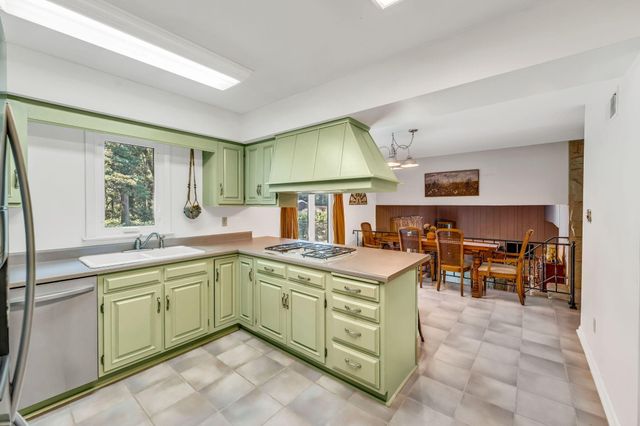 6155 Sunrise Avenue, Portage, IN 46368