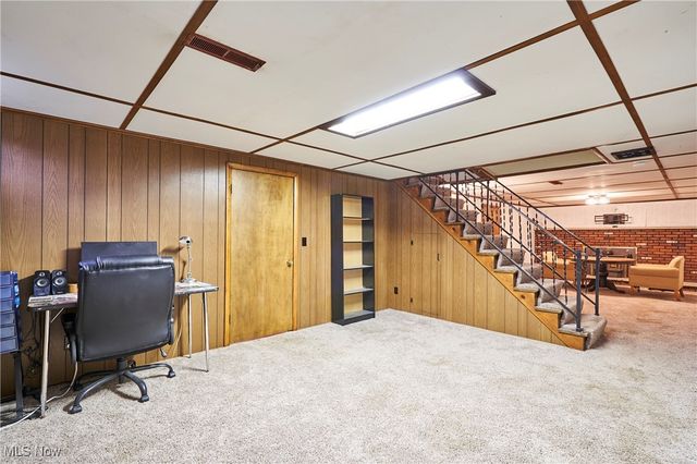 479 Junior Avenue, Akron, OH 44312