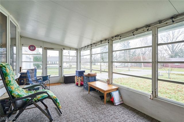 479 Junior Avenue, Akron, OH 44312