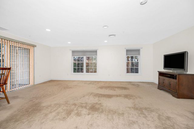 59 Cluff Rd Unit 41, Salem, NH 03079