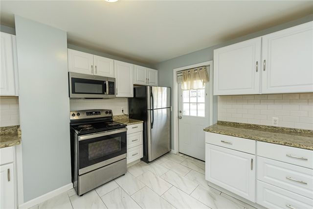 71 Sunset Street, Rochester, NY 14606