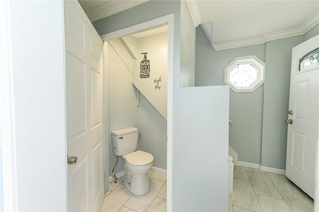 71 Sunset Street, Rochester, NY 14606