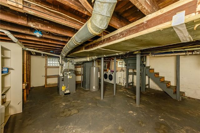 71 Sunset Street, Rochester, NY 14606