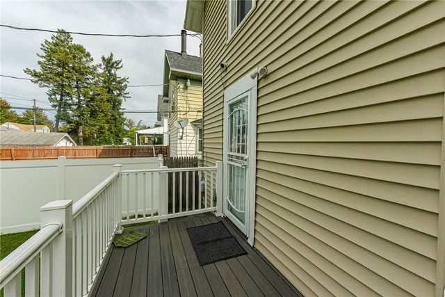 71 Sunset Street, Rochester, NY 14606