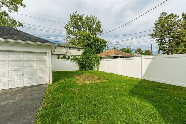 71 Sunset Street, Rochester, NY 14606