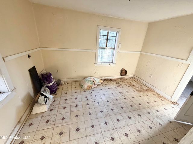 4210 Chennault Avenue, Jackson, MS 39209