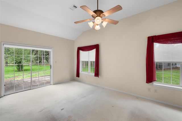 1000 Reese Lane, Columbus, TX 78934