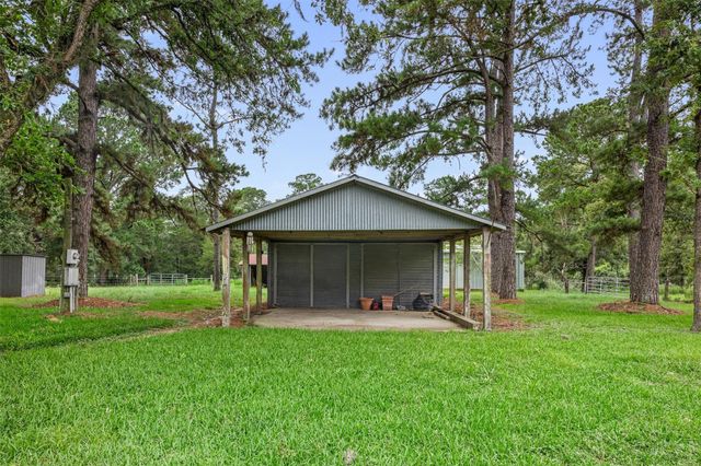 1000 Reese Lane, Columbus, TX 78934