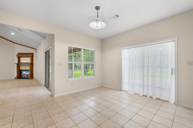 1000 Reese Lane, Columbus, TX 78934