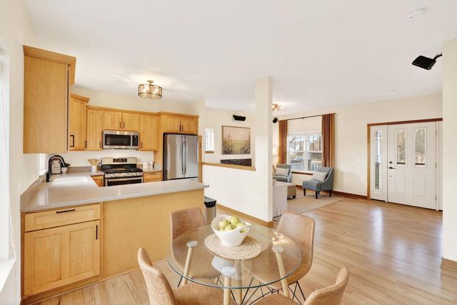 2846 Big Bluestem Parkway, Fitchburg, WI 53711