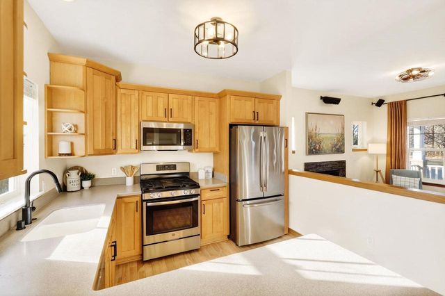 2846 Big Bluestem Parkway, Fitchburg, WI 53711