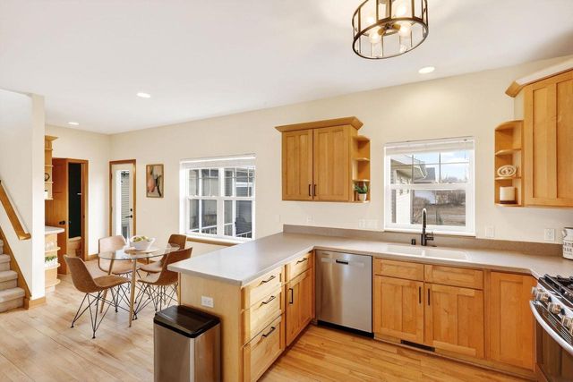 2846 Big Bluestem Parkway, Fitchburg, WI 53711