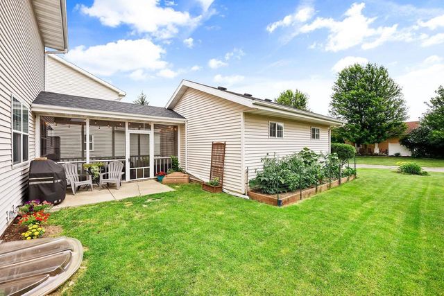 2846 Big Bluestem Parkway, Fitchburg, WI 53711