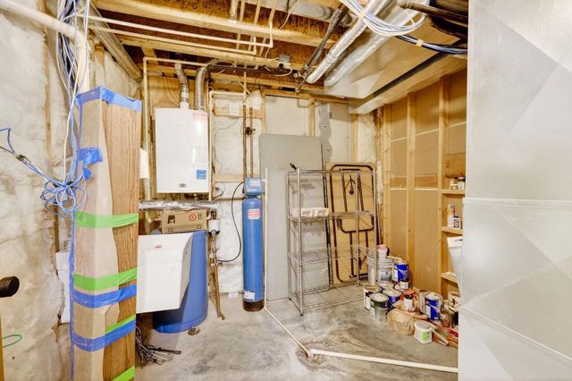 2846 Big Bluestem Parkway, Fitchburg, WI 53711