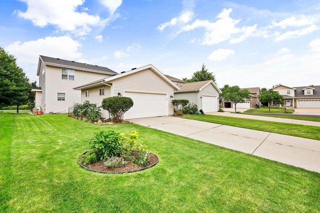 2846 Big Bluestem Parkway, Fitchburg, WI 53711