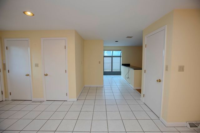 158 Slocum Rd, Dartmouth, MA 02747