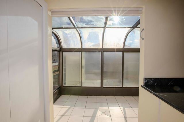 158 Slocum Rd, Dartmouth, MA 02747