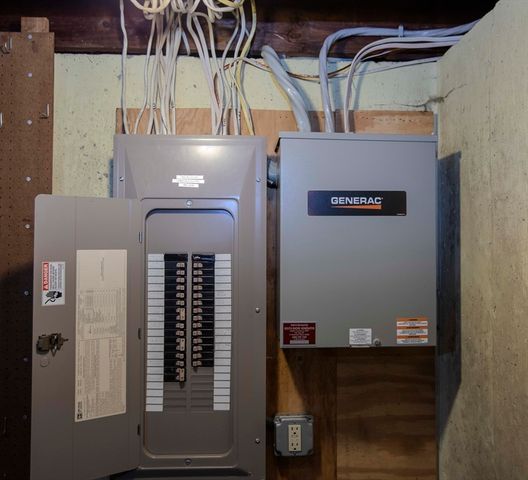 158 Slocum Rd, Dartmouth, MA 02747