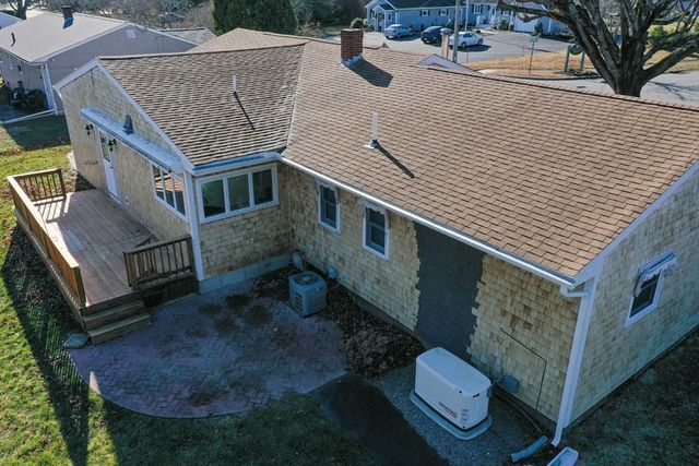 158 Slocum Rd, Dartmouth, MA 02747