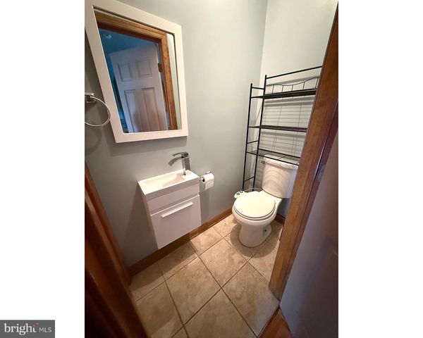 233 N 5TH ST, Newport, PA 17074