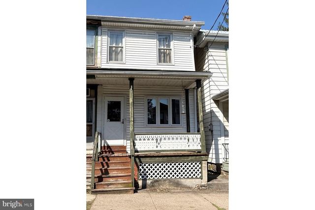 233 N 5TH ST, Newport, PA 17074