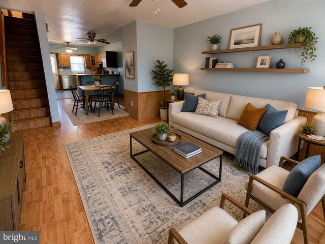 233 N 5TH ST, Newport, PA 17074