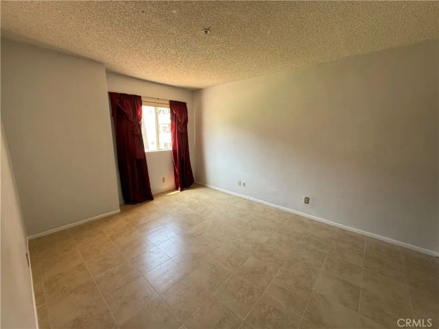 450 E 4th Street 207, Santa Ana, CA 92701