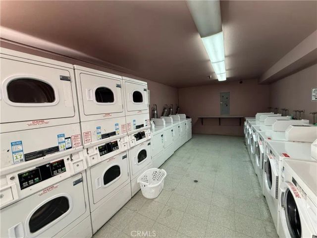 450 E 4th Street 207, Santa Ana, CA 92701
