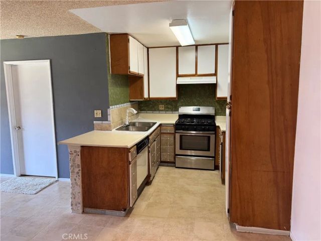 450 E 4th Street 207, Santa Ana, CA 92701