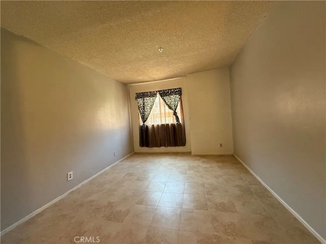450 E 4th Street 207, Santa Ana, CA 92701