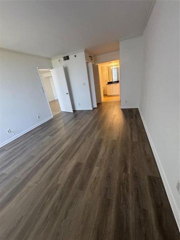 3300 NE 192nd Street Ph11, Aventura, FL 33180