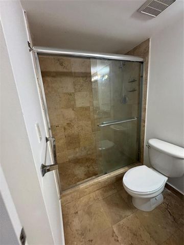 3300 NE 192nd Street Ph11, Aventura, FL 33180