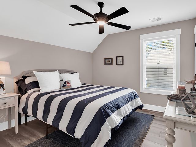 50 Comfort Ln., Pawleys Island, SC 29585