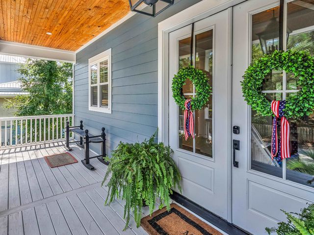 50 Comfort Ln., Pawleys Island, SC 29585