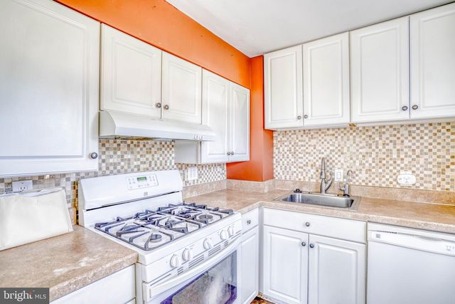 7917 MARSDEN ST, Philadelphia, PA 19136